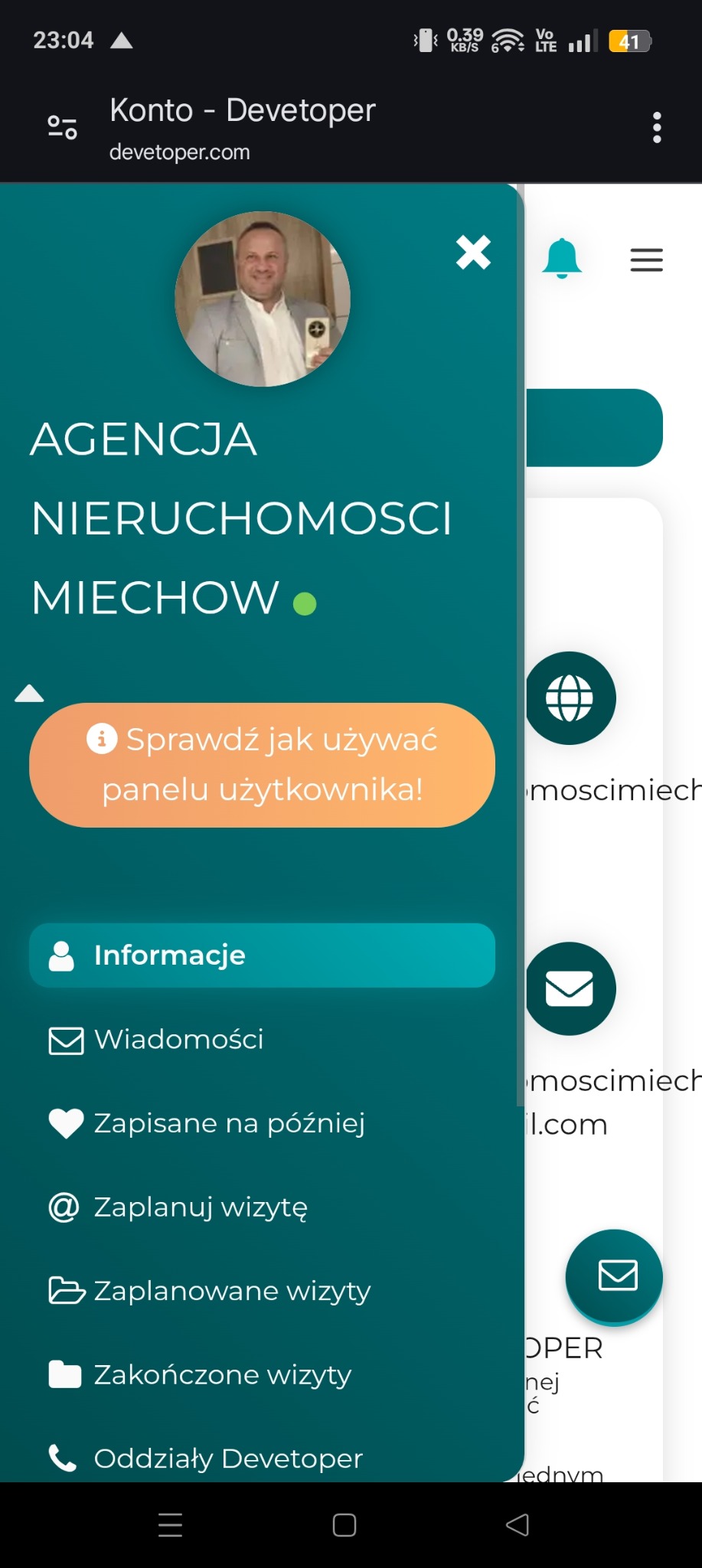 Ekran smartfona prezentujący interfejs aplikacji Agencji Nieruchomości Miechów, z widocznym menu bocznym, awatarem przedstawiciela i opcjami użytkownika.
