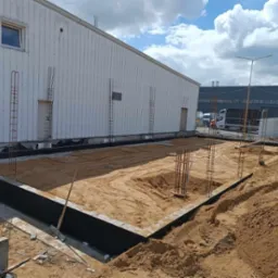 Zasypka fundamentów pod budynek Socjalny