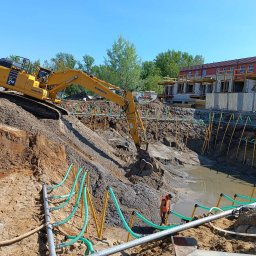 Maciej Wojdyr usługi budowlane - Wykop pod zbiornik