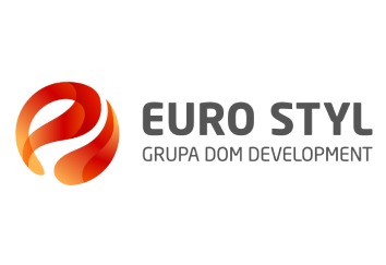 Logo firmy Euro Styl Grupa Dom Development z abstrakcyjnym, płomiennym symbolem po lewej stronie i tekstem w kolorze ciemnym szarym po prawej na białym tle.