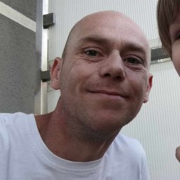 Łukasz Szatkiewicz - Sufit Napinany w Salonie Olsztyn