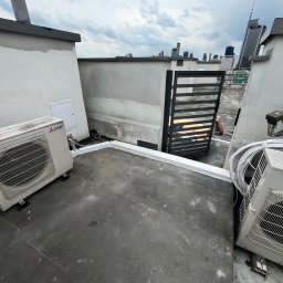 Korekta ukończonego przebiegu przewodu w kanale kablowym