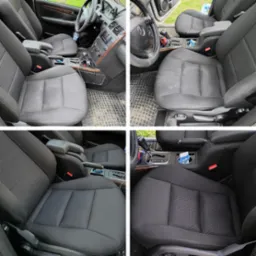 Cztery ujęcia wnętrza samochodu przed i po czyszczeniu tapicerki, widoczne czarne fotele materiałowe z wyraźnym wzorem, brudne dywaniki gumowe i detale deski rozdzielczej.