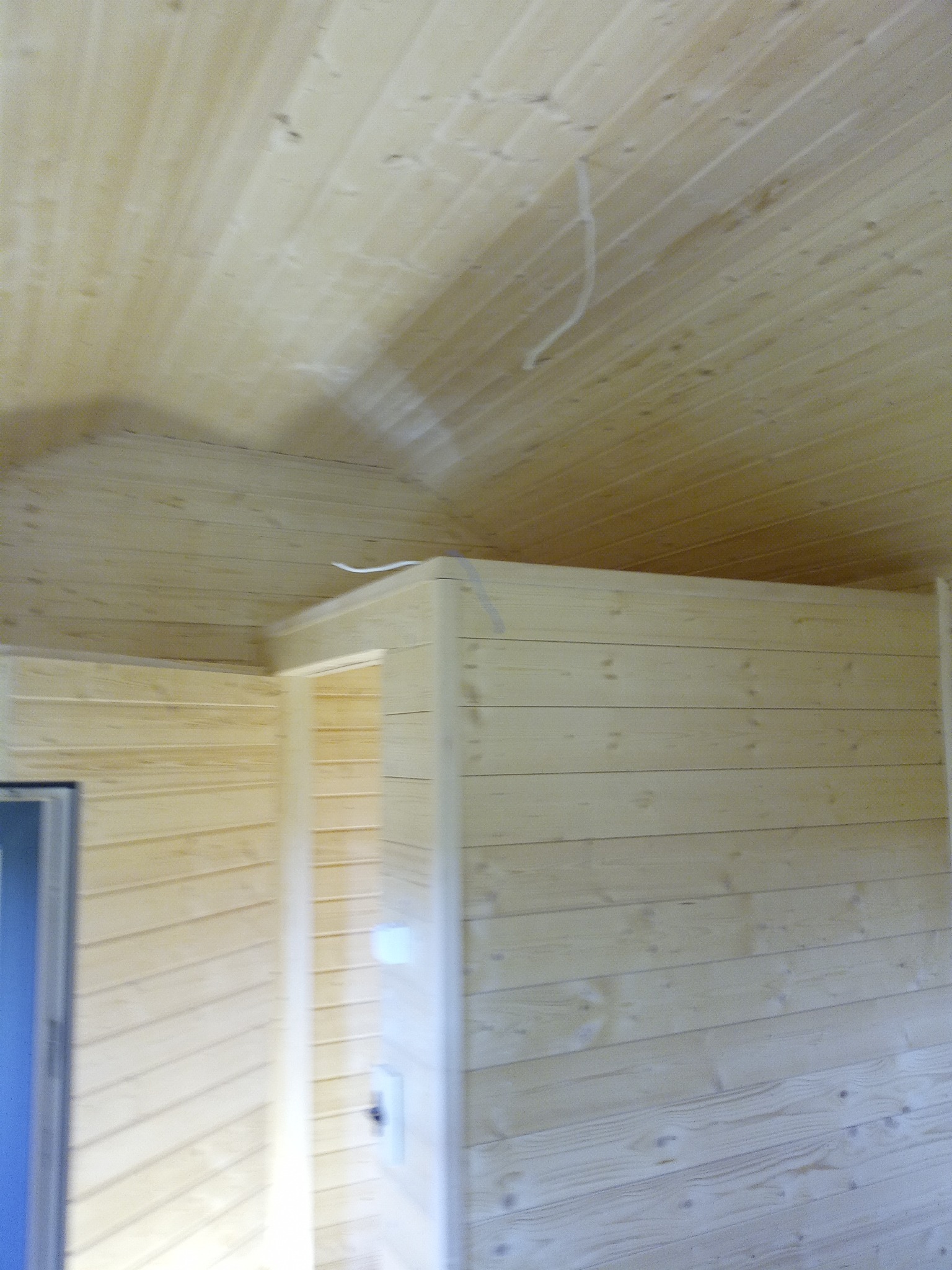 Wykończenie domku letniskowego boazeria