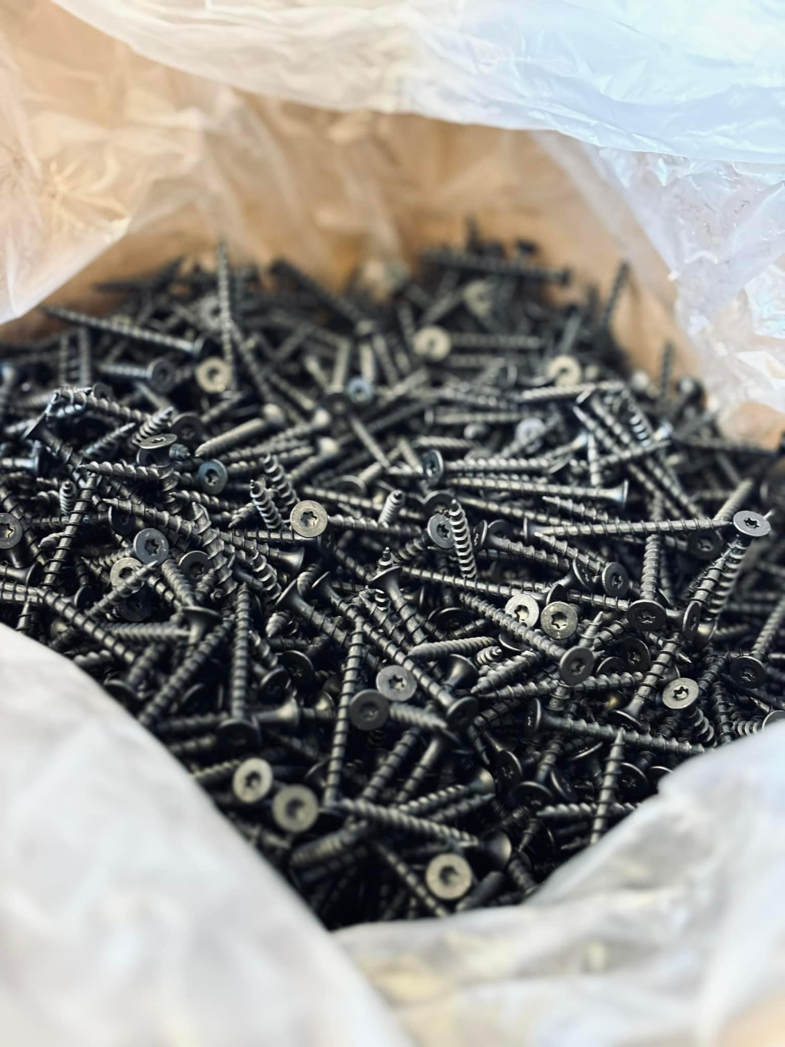 CZARNE WKRĘTY DO DREWNA 3,5x25 3,5x35 3,5x45 3,x5x55 4,2x70 4,2x90 I wiele więcej...