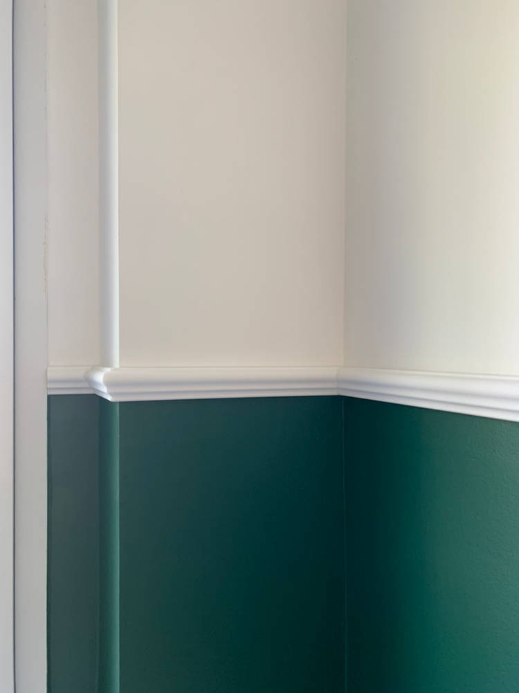 Montaż sztukaterii ściennej