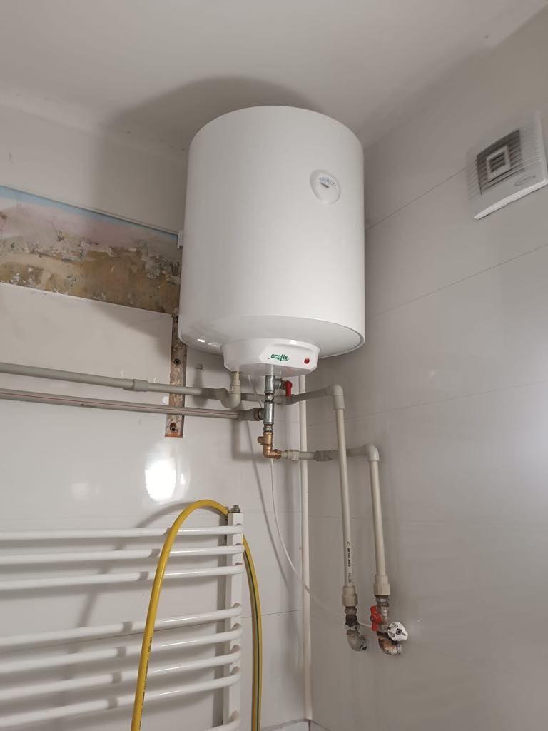 Instalacja Magazynu ciepła - boilera z grzałką w kamienicy. Dąbrowa Chełmińska