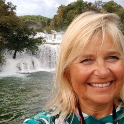 Terapia uzależnień/Wspöłuzależnienia)Syndrom Dorosłych Dzieci/Niedojrzałego Rodzica/Nawroty w uzasadnionych 