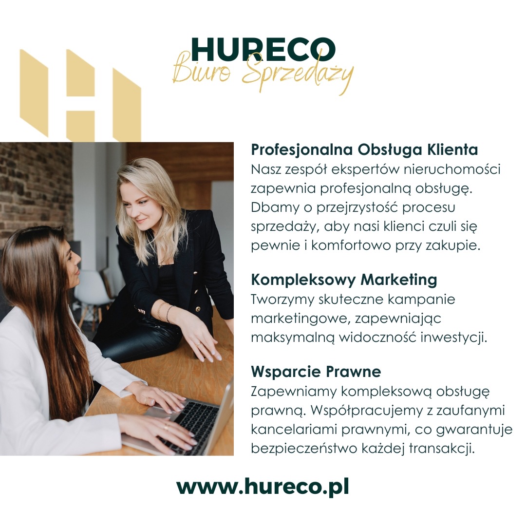 Dwie kobiety rozmawiają przy biurku z laptopem, materiały reklamowe biura sprzedaży nieruchomości Hureco w tle.