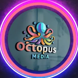 Kolorowe logo firmy Octopus Media z Krakowa, przedstawiające stylizowaną ośmiornicę z napisem, umieszczone na ciemnoszarym tle z neonową obwódką.