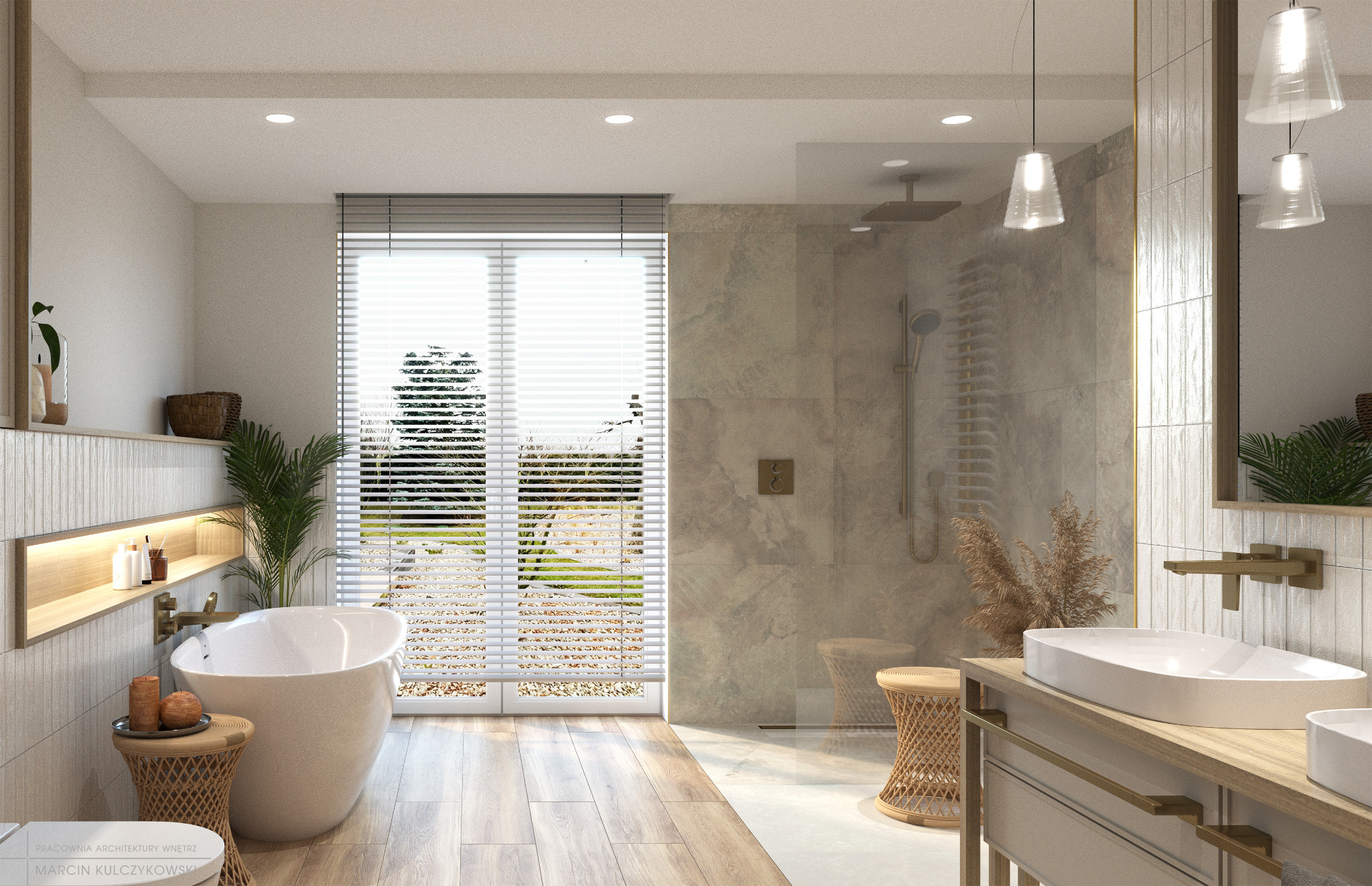 Jasna łazienka z wolnostojącą wanną przy oknie z żaluzjami, drewnianą podłogą i elementami dekoracyjnymi z rattanu, oświetlona wiszącymi lampami.