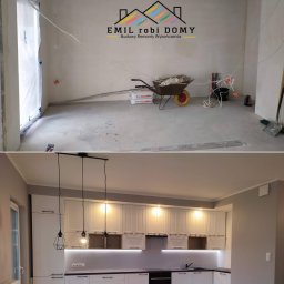 Emil Kliza - Emil robi Domy - Porównanie stanu surowego i wykończonej kuchni: wózek z zaprawą, worki z klejem na tle nieotynkowanych ścian kontra biała zabudowa kuchenna z czarnym blatem, podświetleniem LED i wiszącymi lampami.