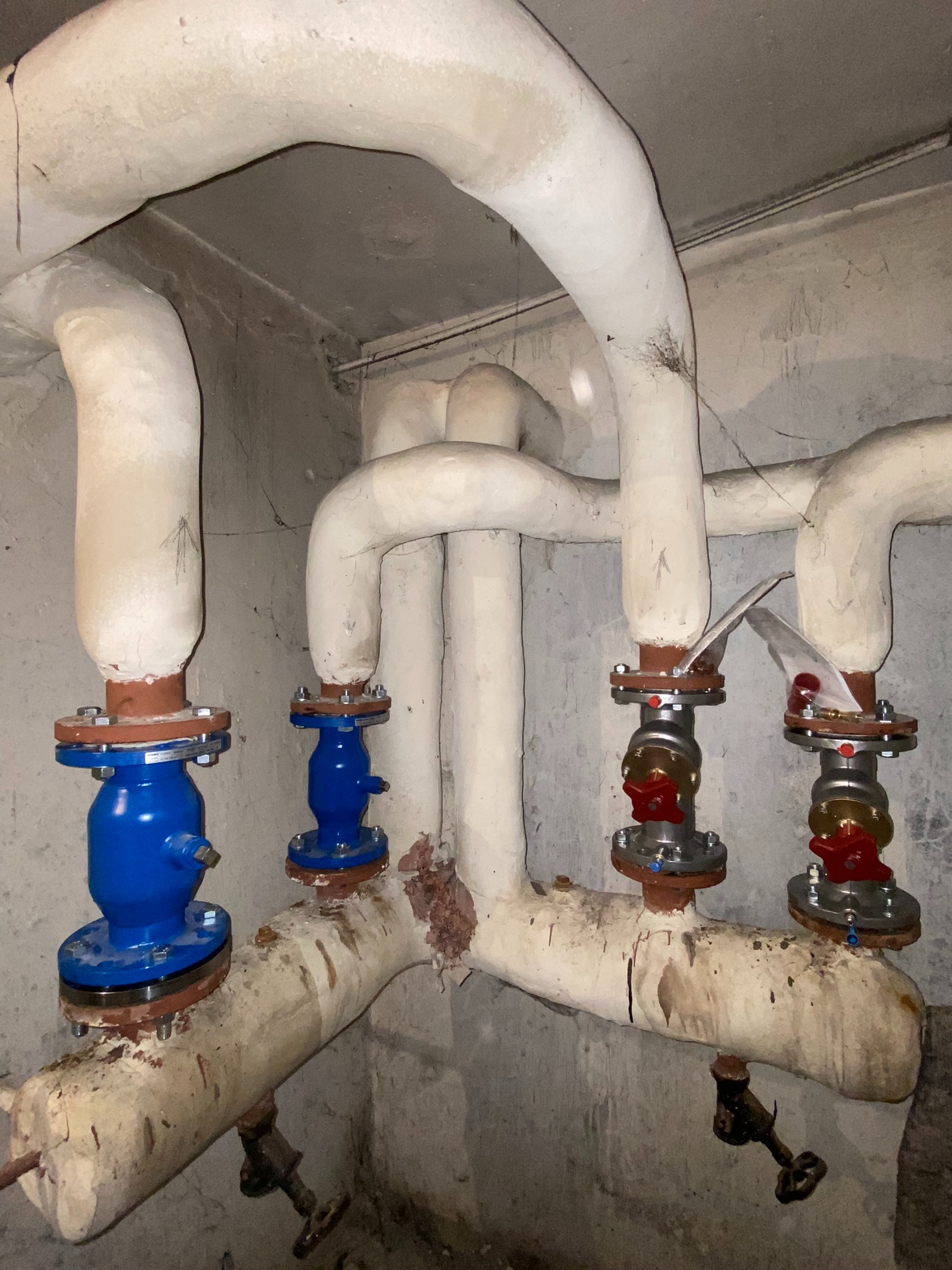 Montaż Zaworów Równoważących STAF