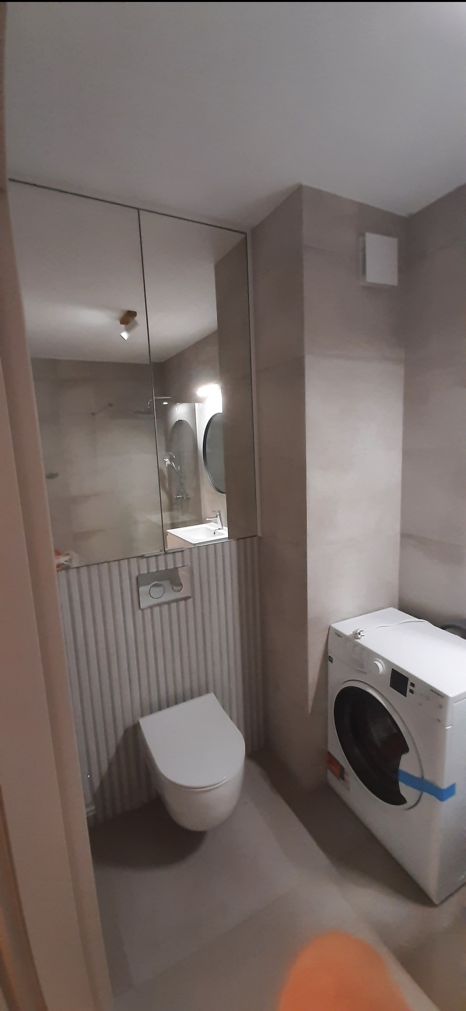 Zabudowa nad geberitem