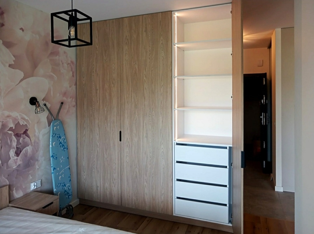 Szafy i zabudowy pod wymiar.