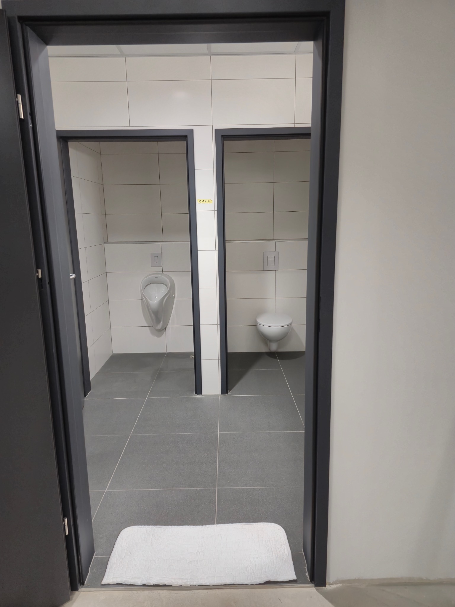 Sprzątanie przed odbiorami budowlanymi