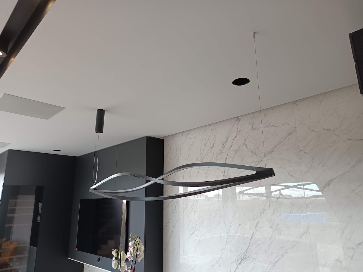 Montaż oświetlnie wewnętrznego