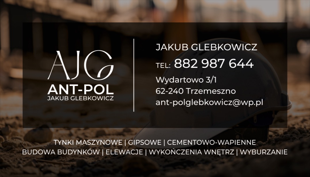 Wizytówka firmy budowlanej: logo, dane kontaktowe, zakres usług (tynki maszynowe, budowa, elewacje, wykończenia, wyburzanie) na tle piasku i kasku budowlanego.