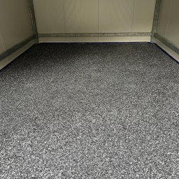 MARBUZ EPOXY ALEKSANDRA MATUSZEWSKA - posadzka epoksydowa z zasypem płatków dekoracyjnych