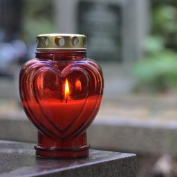 Sprzątanie nagrobk&oacute;w Ł&Oacute;DŹ - Sprzątanie Ł&oacute;dź