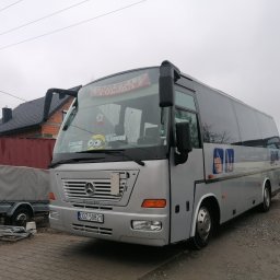 Autokar 29 osobowy Mercedes