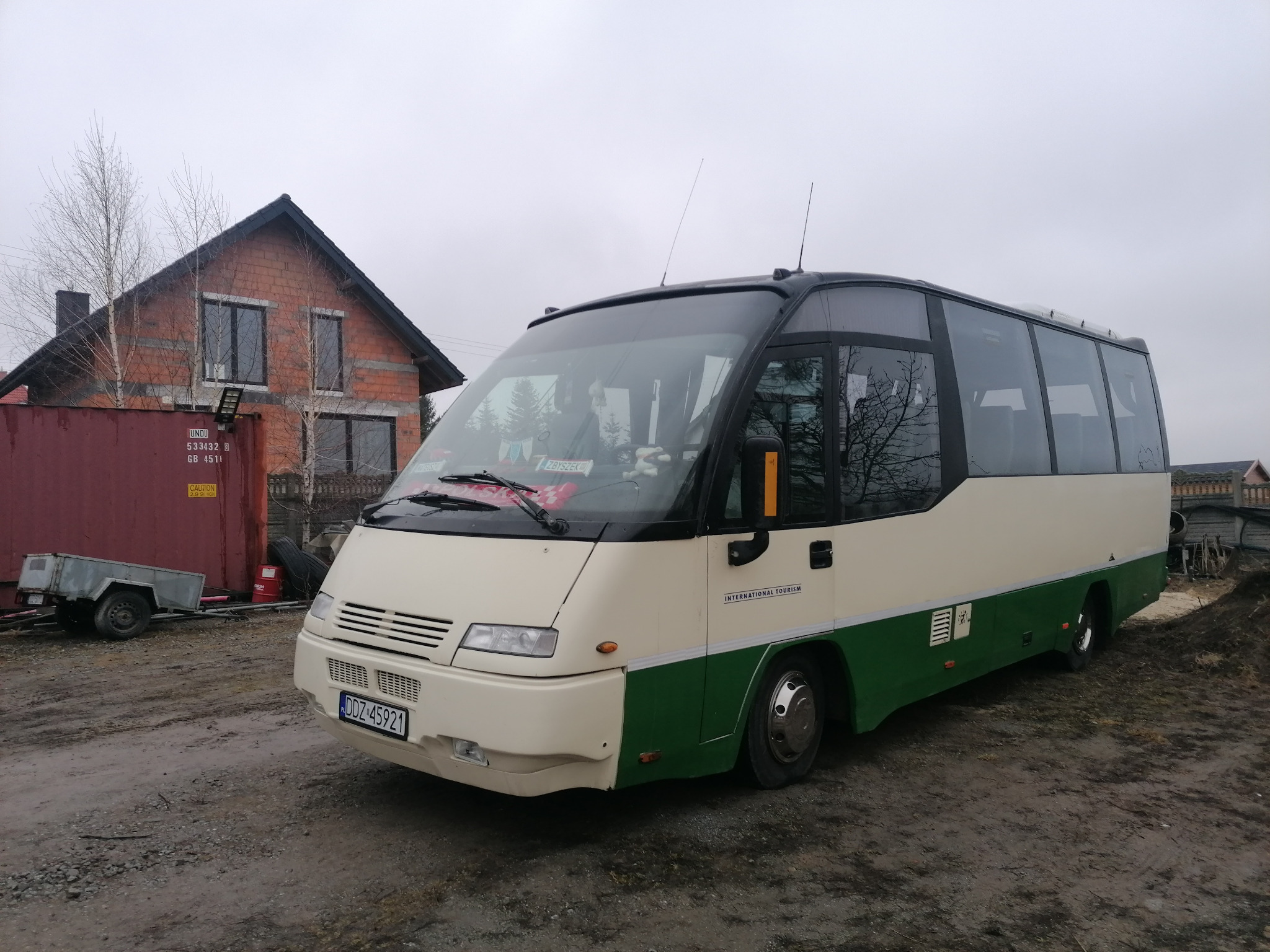 Autokar 29 osobowy Iveco