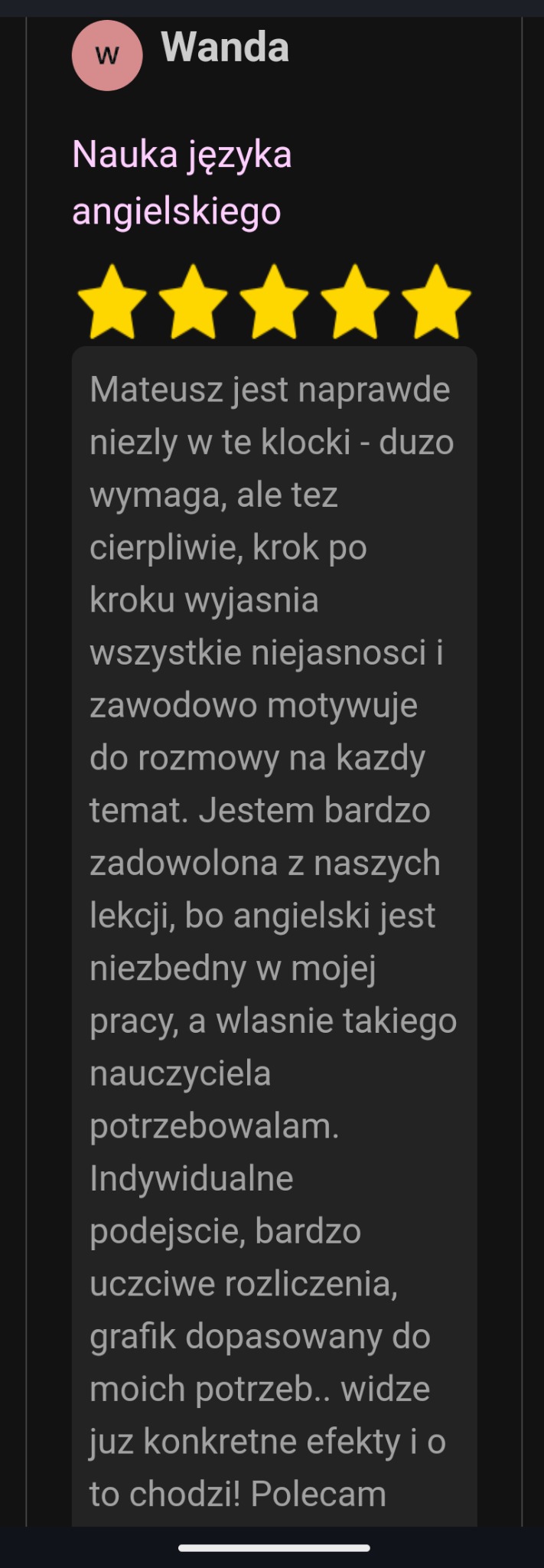 Opinia klientki Wandy o nauce języka angielskiego z oceną 5 gwiazdek, podkreślająca indywidualne podejście i efekty nauki.