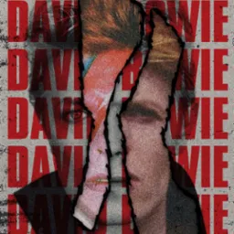 Stylizowany portret Davida Bowie z efektem rozdarcia i nałożonym tekstem w kolorze czerwonym, imitujący plakat z fakturą.