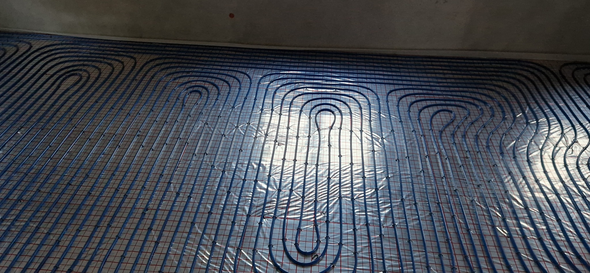 Ogrzewanie podłogowe salon.