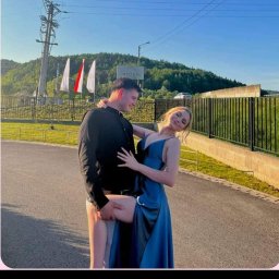 Usługi remontowo wykończeniowe marcin pępek - Sufit Napinany w Salonie Niedźwiedź