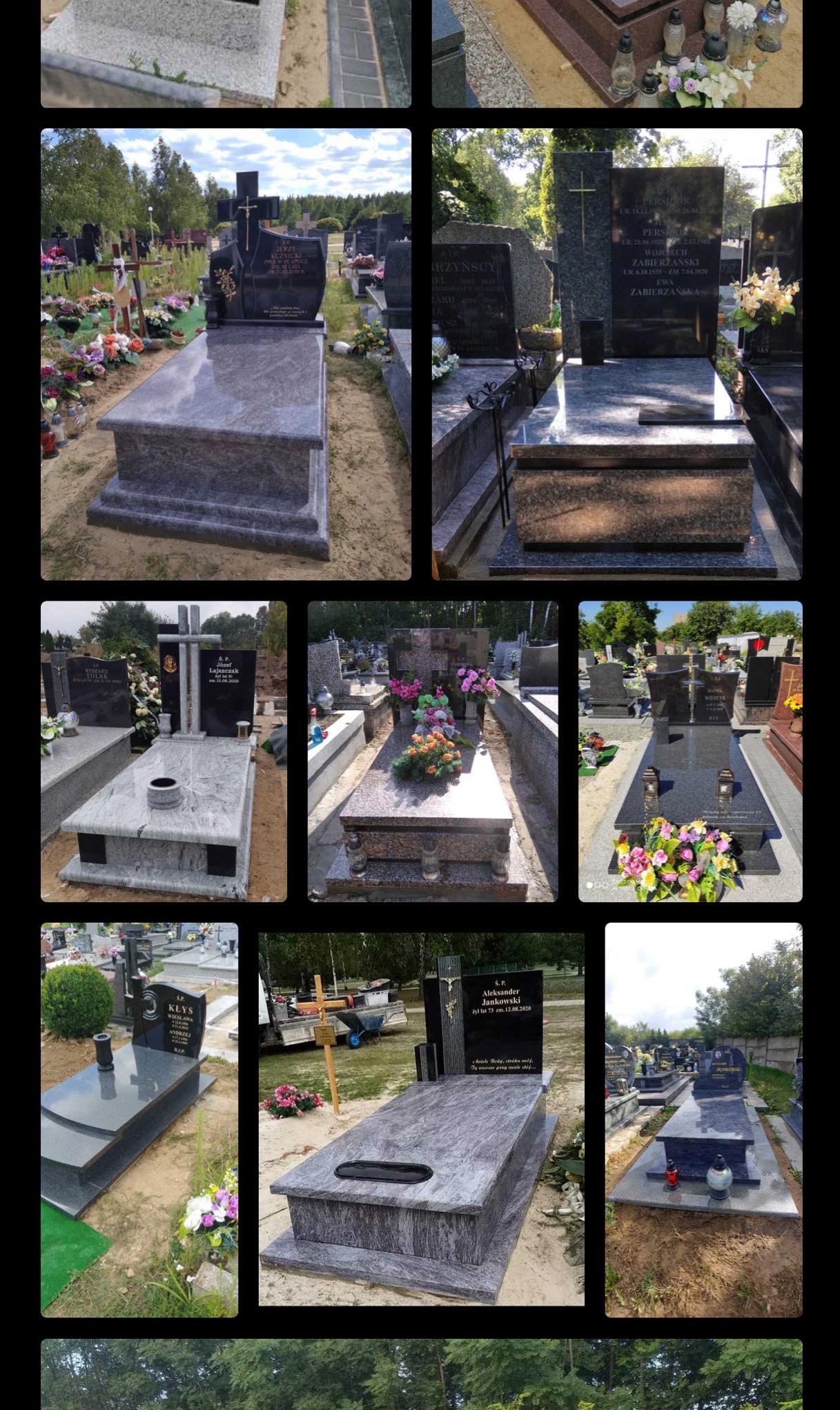 Różne ujęcia nagrobków z granitu i innych kamieni na cmentarzu, z kwiatami i zniczami, w słoneczny dzień.