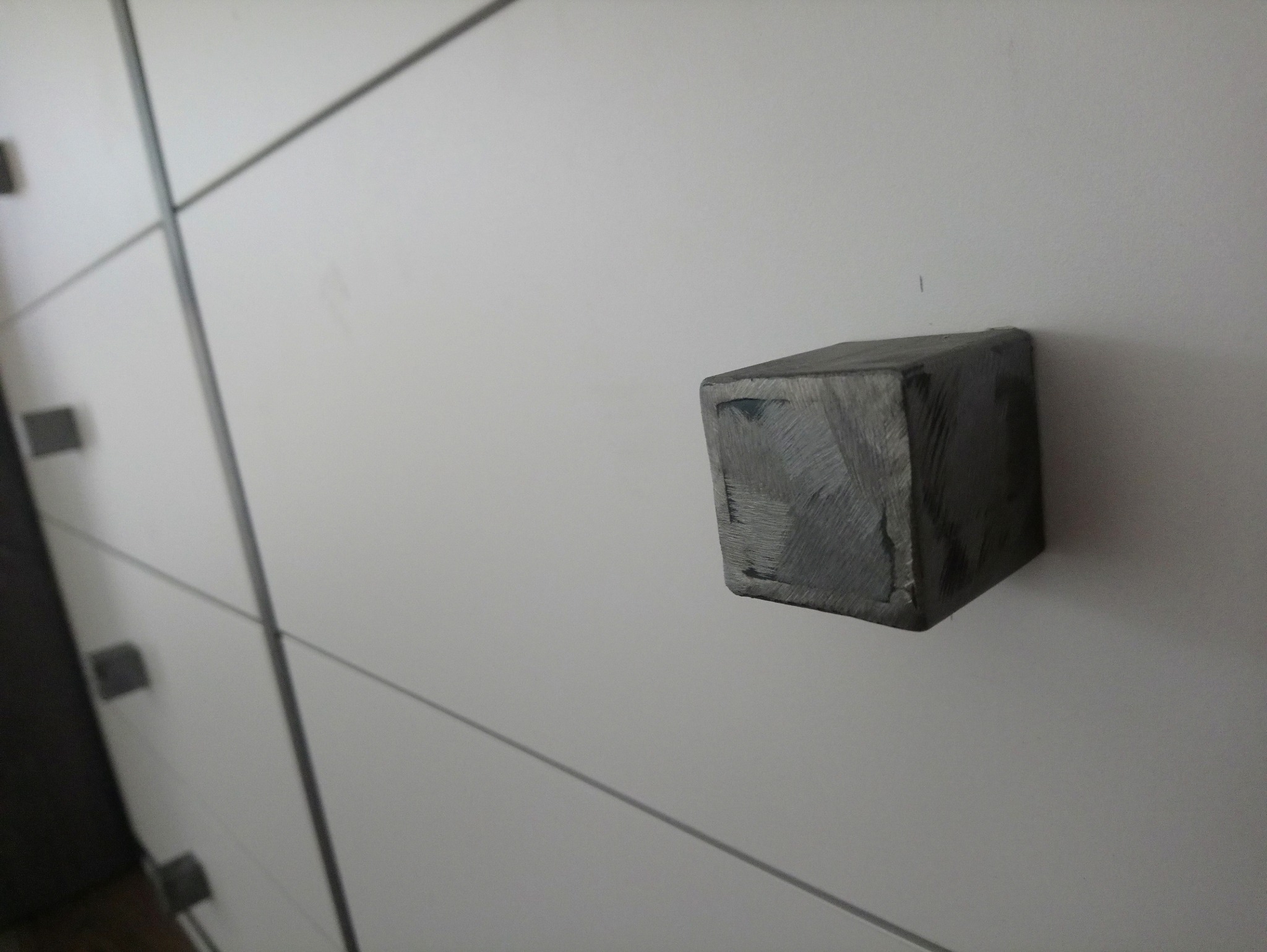 Stalowe uchwyty własnej roboty