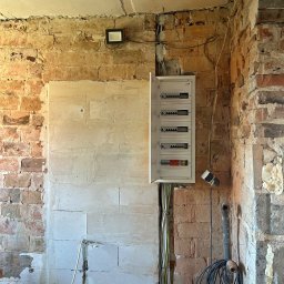 Dawid Piskorz Usługi Elektryczne - Montaż oświetlenia Milicz