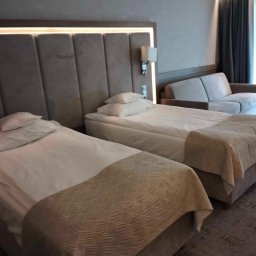 FUNDACJA NOSTRA - Świadczymy również usługi w hotelach takich jak Senator w Dzwirzynie .