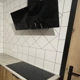 Podłączenie płyty indukcyjnej i okapu 