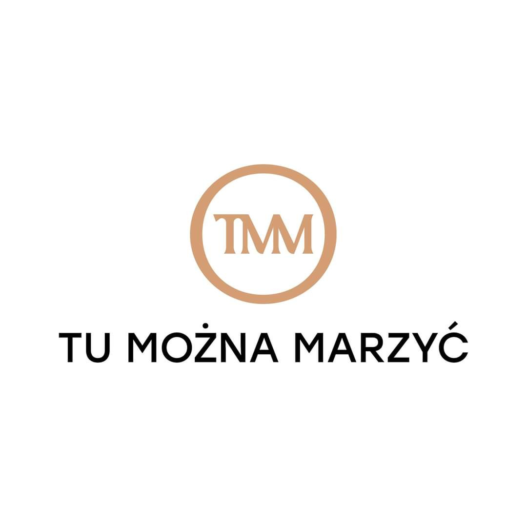 Logo firmy z napisem 'IMM' w okręgu koloru beżowego, poniżej napis 'TU MOŻNA MARZYĆ' czarną czcionką.