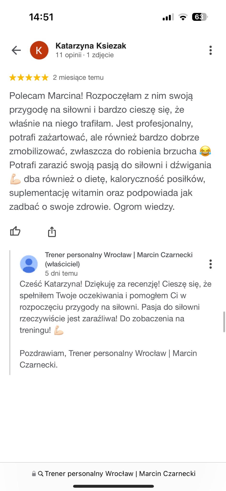 Zrzut ekranu z pozytywną opinią klientki o trenerze personalnym Marcinie Czarneckim, podkreślającej jego profesjonalizm, umiejętność motywacji, dbałość o dietę i wiedzę.