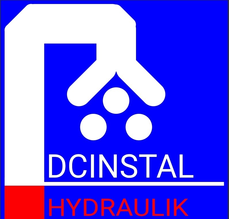 Logo firmy DCINSTAL HYDRAULIK na niebieskim tle z białym symbolem rur i czerwonym akcentem w lewym dolnym rogu. Prosty, geometryczny design.