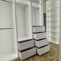 Szafy na wymiar Łomianki 4