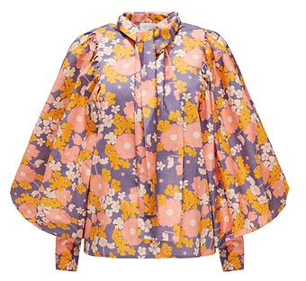 Damska bluzka z bufiastymi rękawami, wzór w duże kwiaty w odcieniach różu, żółci i fioletu, z wiązaniem pod szyją, prezentowana na białym tle.