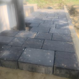 Układanie kostki brukowej Baranów 4