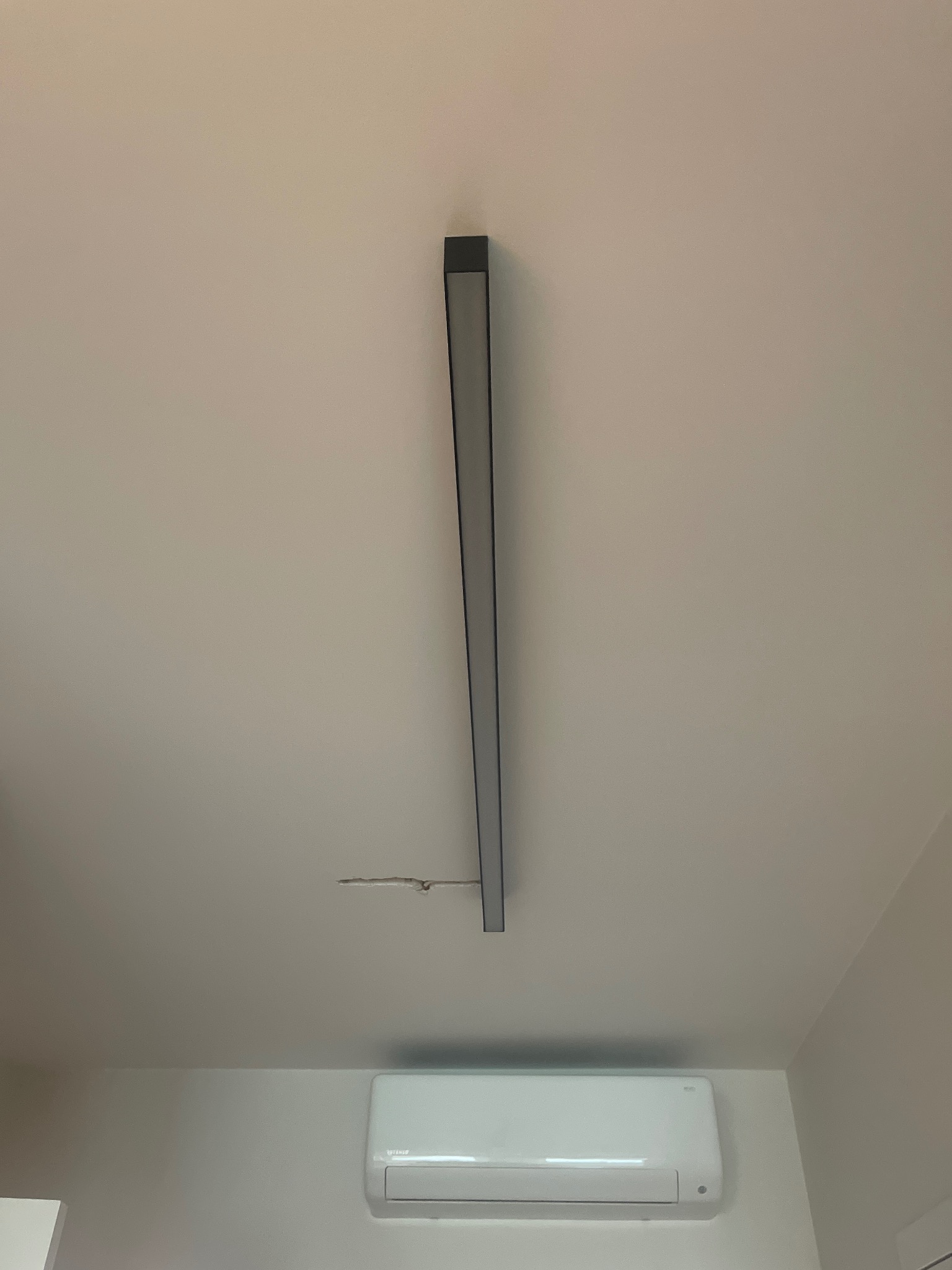 Przenoszenie lamp na sufitach