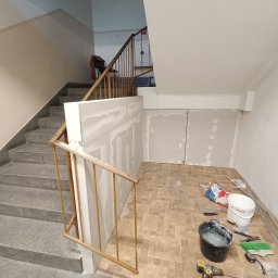 Początek projektu strefa dla dzieci w pizzerii 