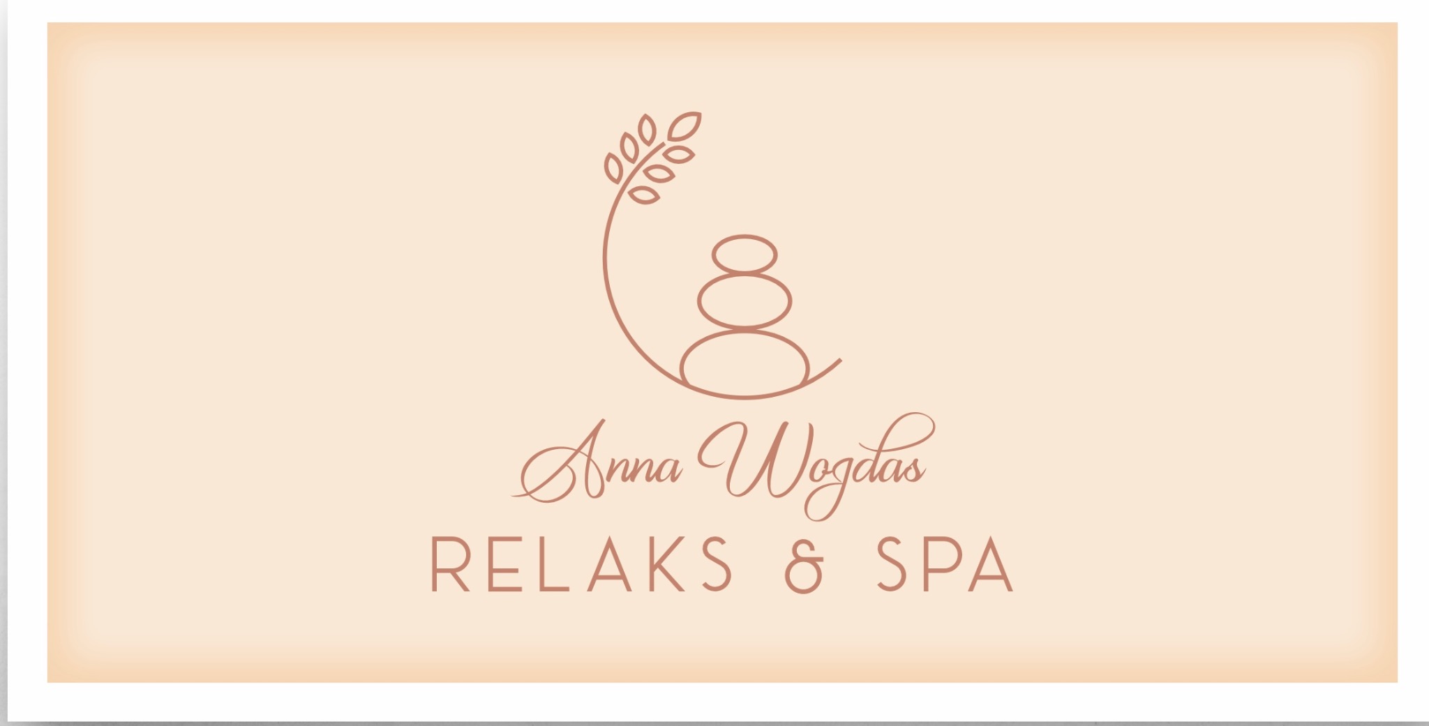 Delikatny logo w odcieniach beżu przedstawiające trzy ułożone kamienie, gałązkę z listkami, oraz napis 'Anna Wogdas RELAKS & SPA'.