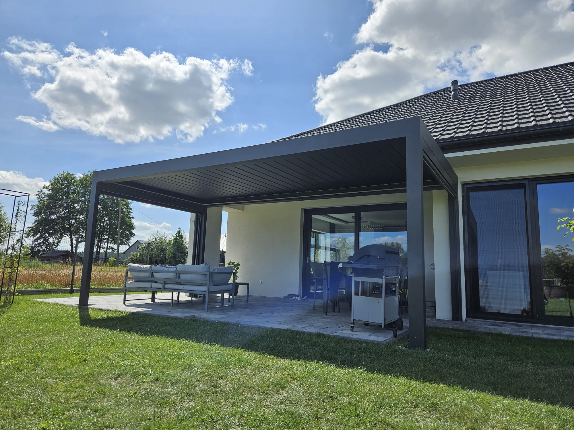 Zadaszenie lamelowe, przyścienne