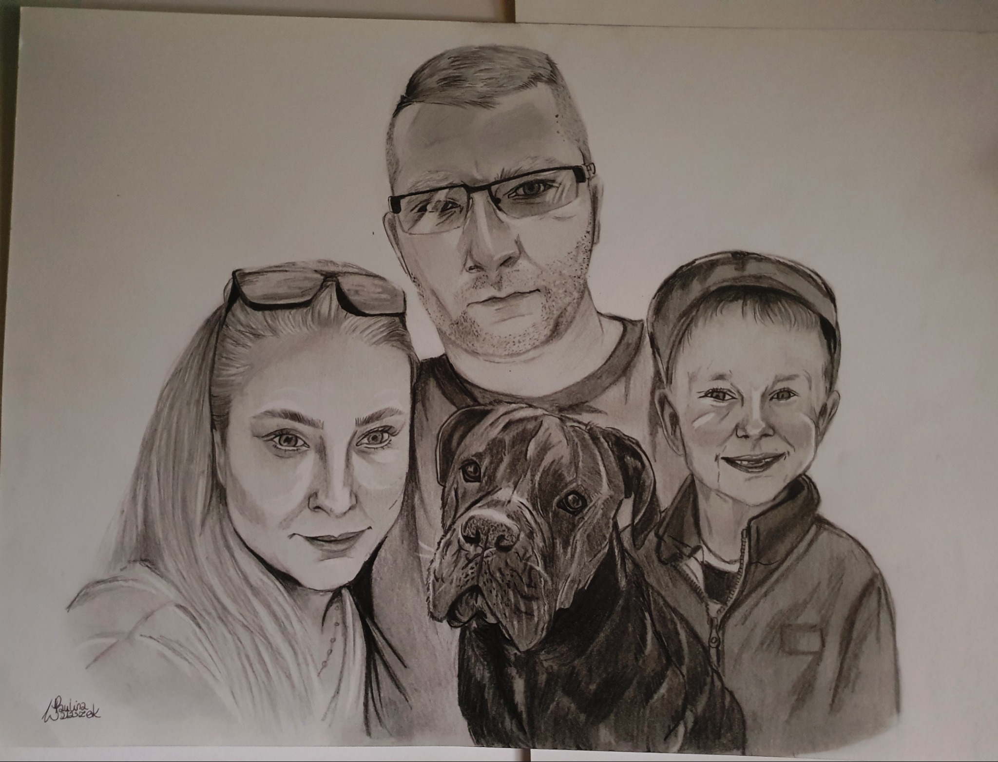 Portret trzy osobowy + zwierzątko. Format a3