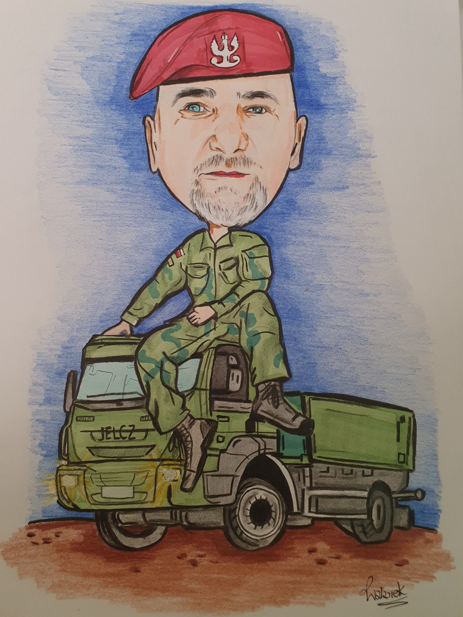 Ręcznie rysowany karykaturalny portret żołnierza w mundurze i czerwonym berecie, siedzącego na wojskowej ciężarówce marki Jelcz, na tle niebieskiego nieba.