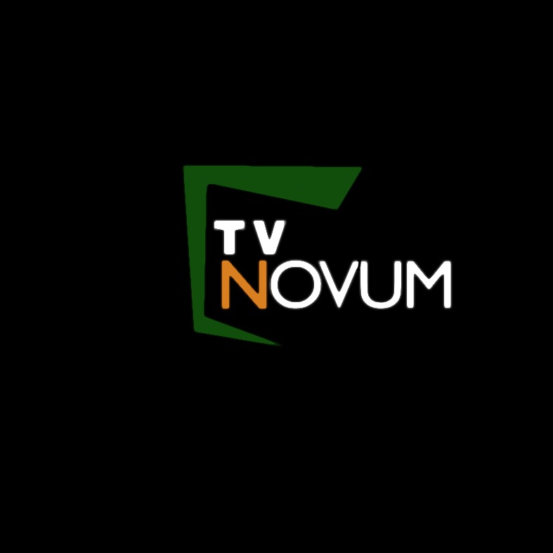 Logo TV Novum na czarnym tle, z zielonym elementem graficznym i pomarańczowym napisem 'NOVUM'.