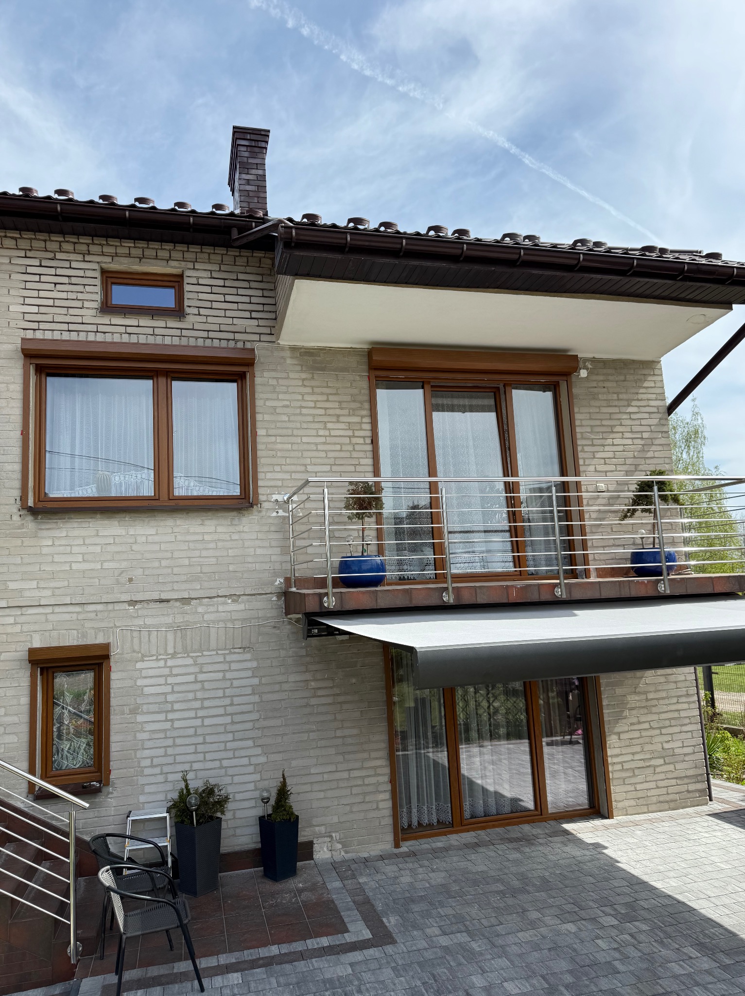 Rolety SK45 i markiza Corsica