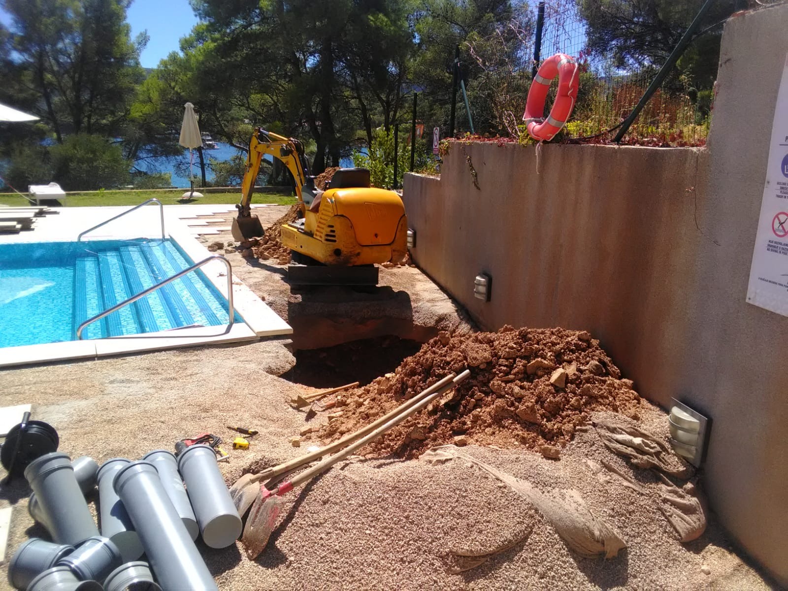 Chorwacja , wymiana instalacji wodnej w basenie - hotel Labranda Senses Resort, Hvar - Vrboska